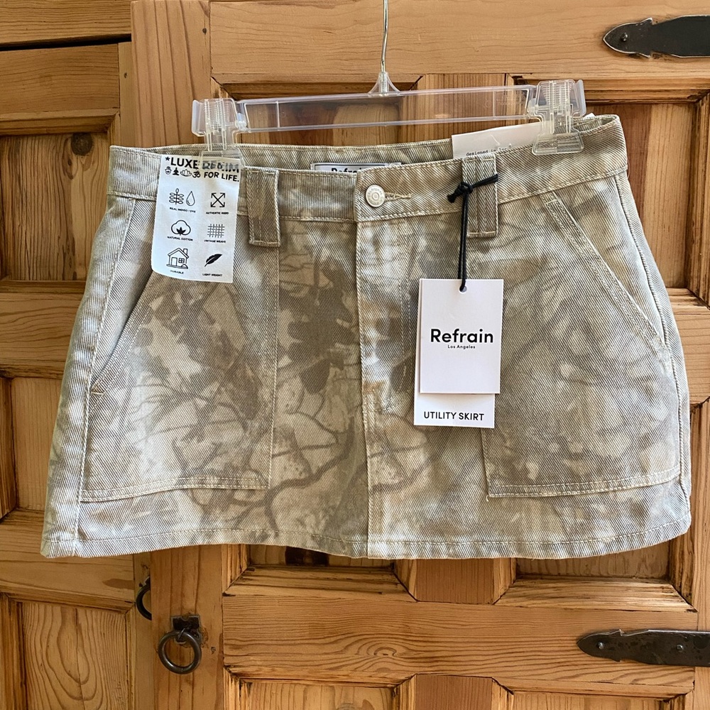 Refrain Denim Camo Mini Utility Skirt size 7/28
